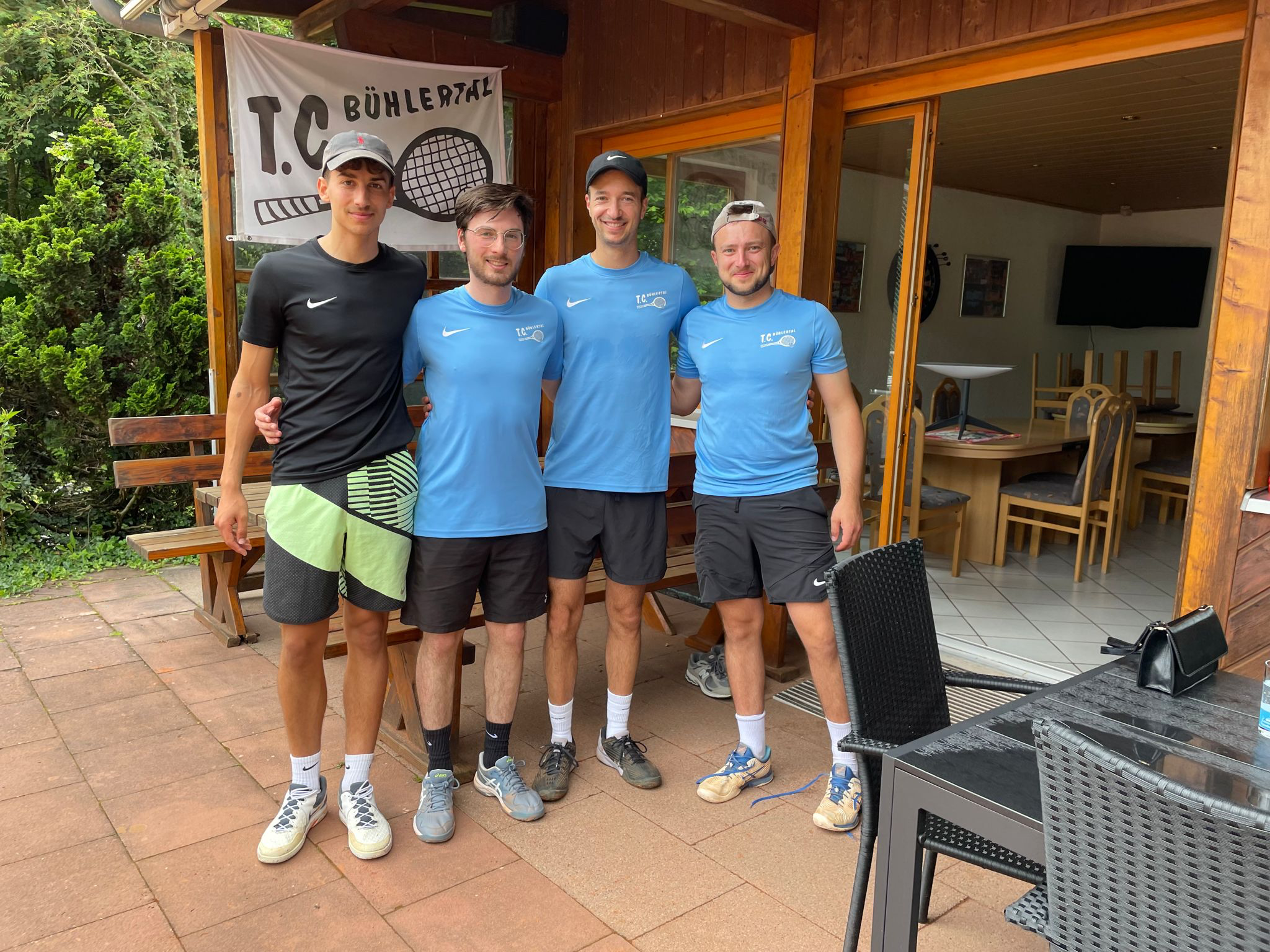 3. Spieltag der Medenrunde 2024 – Damen 3:3, Herren 2 dominieren mit 6:0