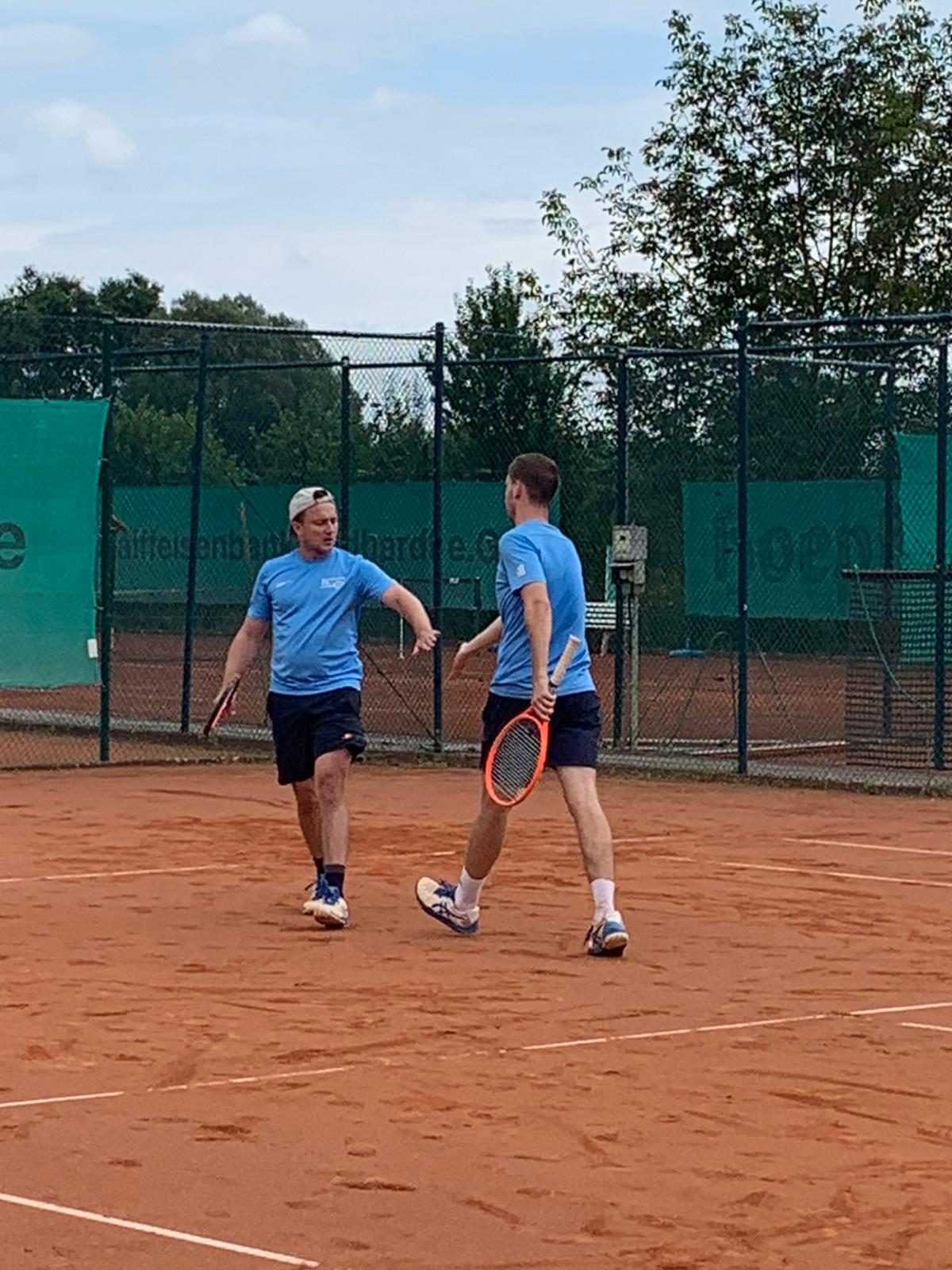 Herren 1 starten erfolgreich in den BTV-Pokal – 2:1-Sieg gegen TC Bühl 2