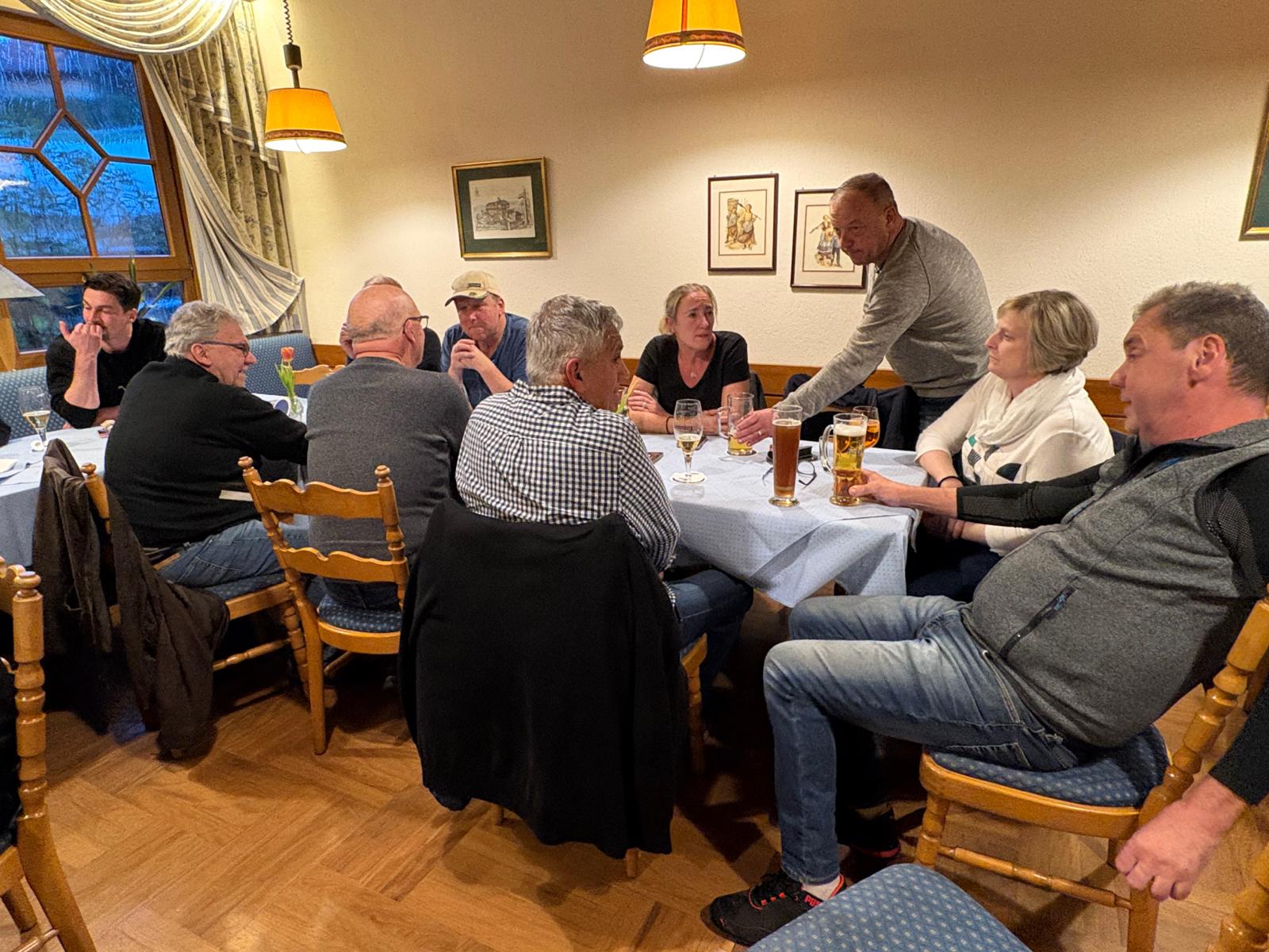 Mitglieder bei der Generalversammlung